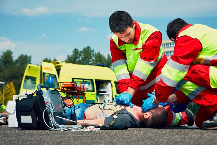 Trauma accidente cerebrovascular turnos acentuado riesgo ems